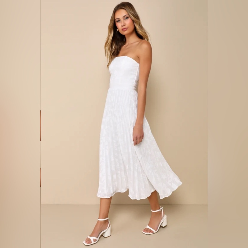 NWT Lulu’s Perfectly Stunning Ivory Jacquard Strapless Midi Dress - Picture 4 of 12